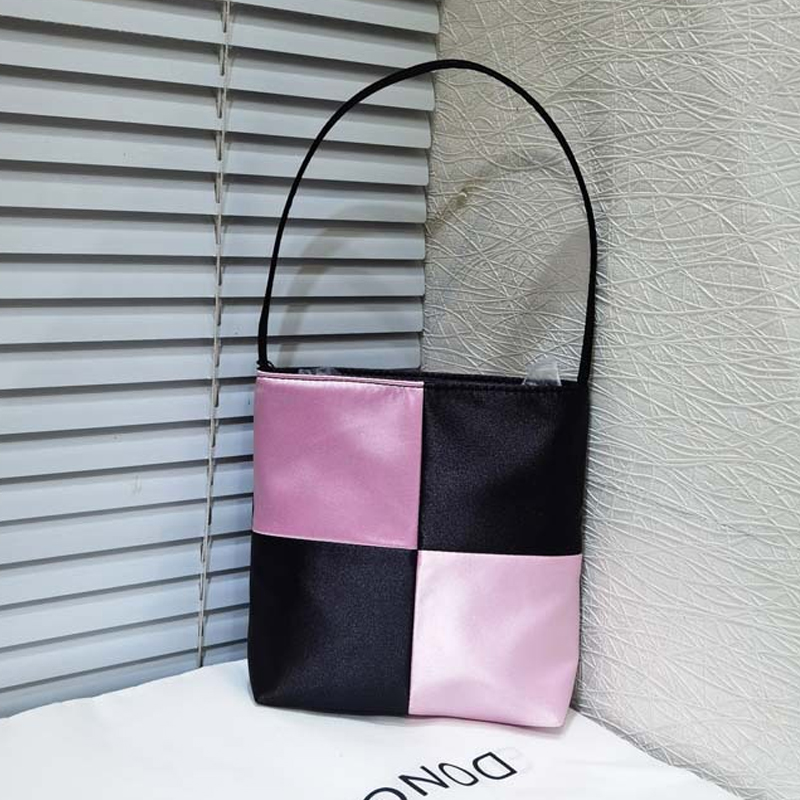 シルクスクエアハンドバッグレディースファッションクラッチバッ - Interior Design High End のレビューと価格