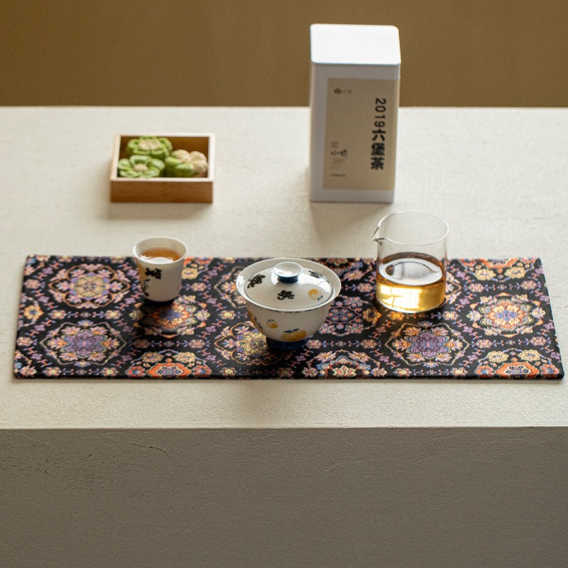 1pc ティーテーブルランナー中国風二層厚みのある生地マット - Table Runner のレビューと価格