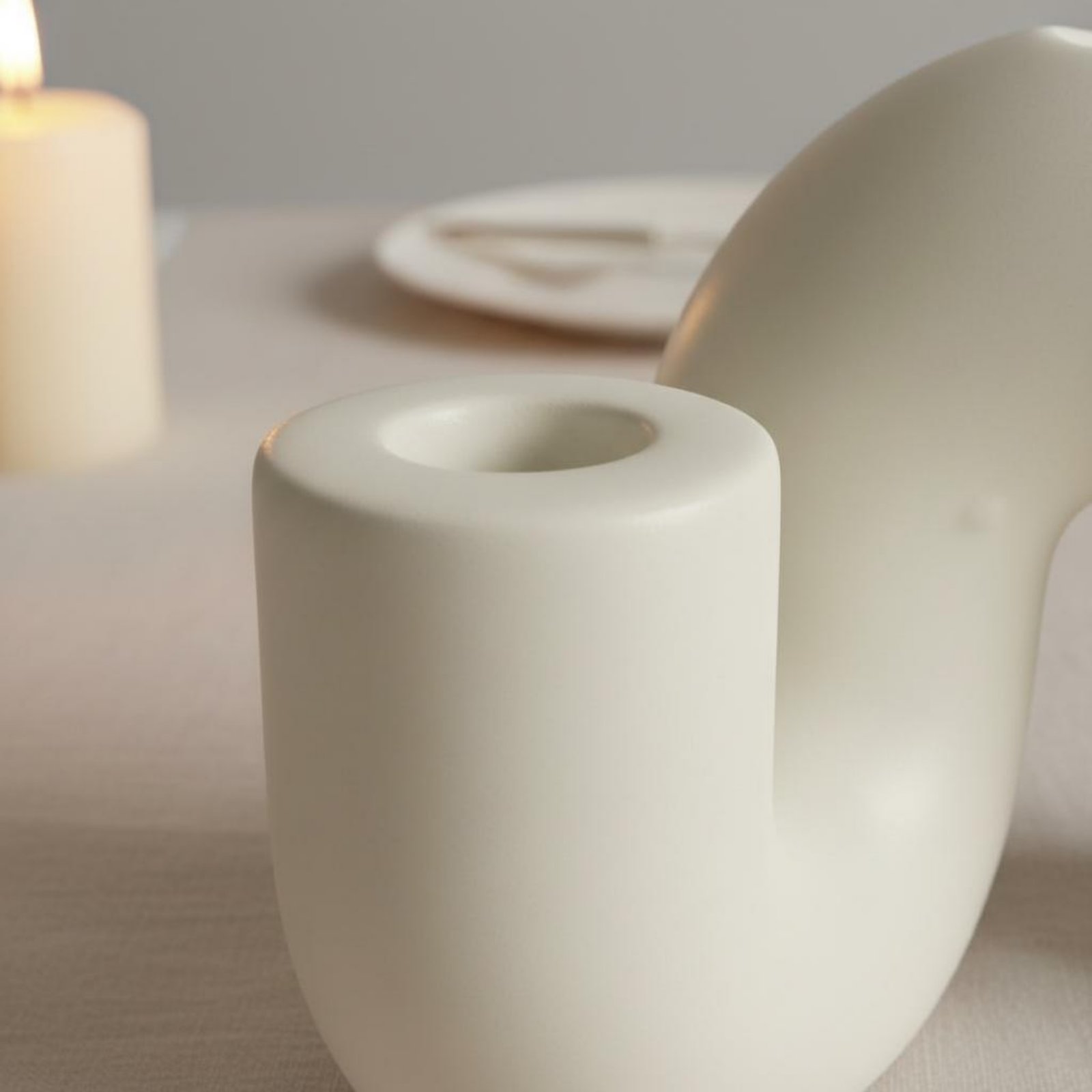 波状セラミックキャンドルホルダー ミニマリストデザイン 抽象 - Candle Holder Decor のレビューと価格